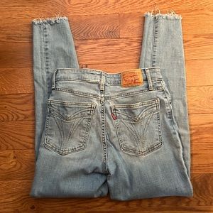 Levi’s 721 High Rise Skinny Jeans